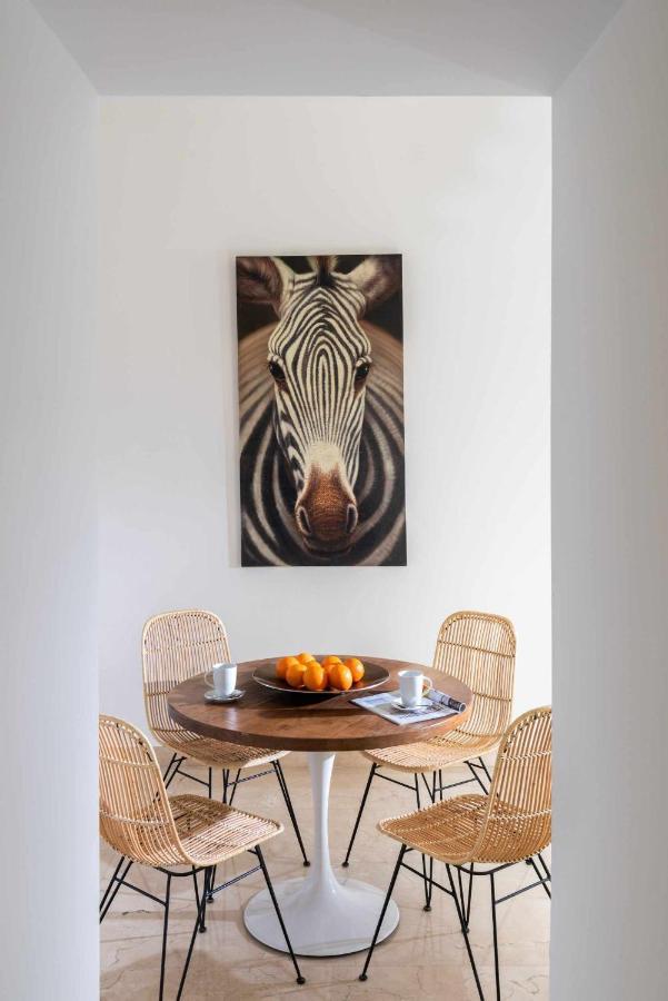 Monkeys Apartments Loft Pureza Siviglia Esterno foto
